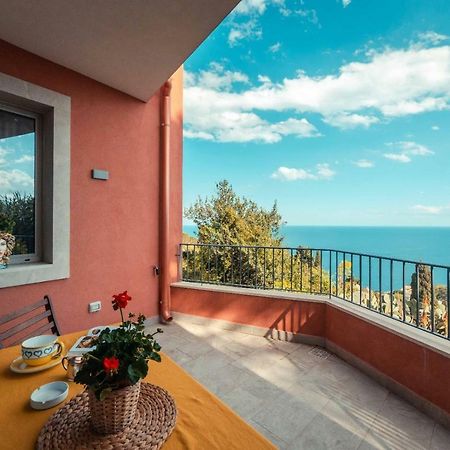 The Charming House Apartment Taormina Exterior photo