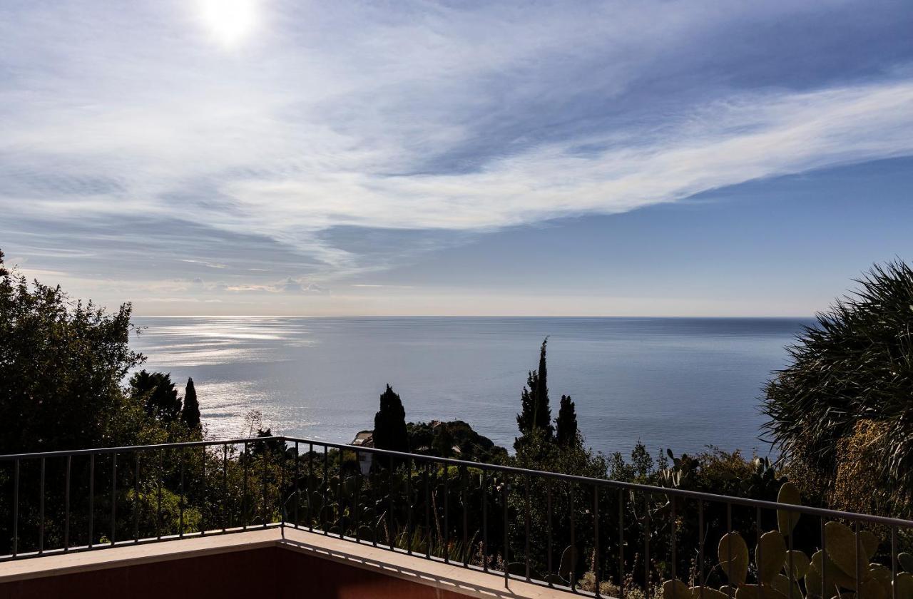 The Charming House Apartment Taormina Exterior photo